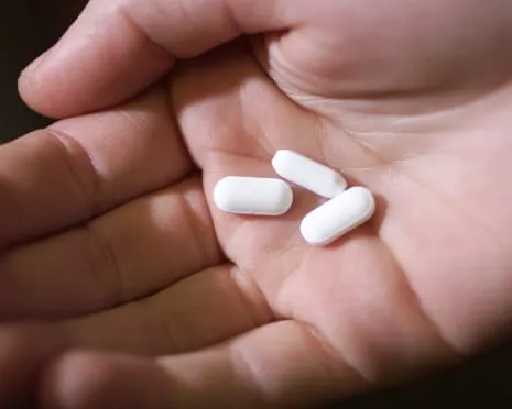 Daily Aspirin Reveals ‘Huge Effect’ in Reducing Bowel Cancer Relapse, Research Reports